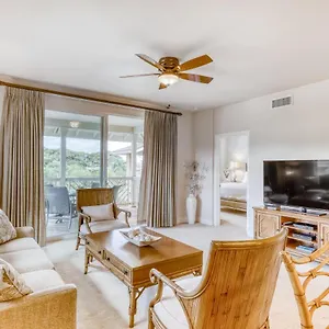 https://pili-mai-at-poipu-11c.hotelsinhawaii.org